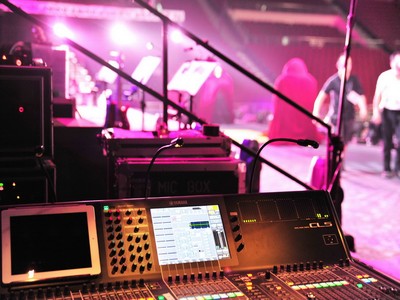 成人午夜APP入口音響係統